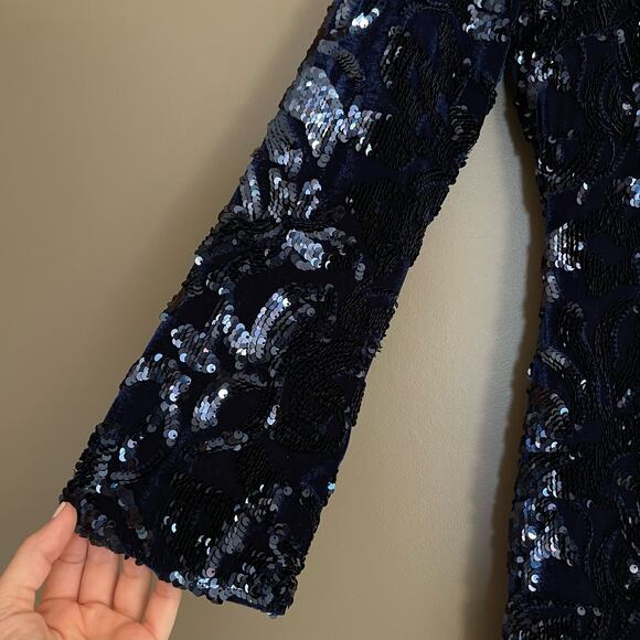 Alexis Rhapsody Dress Navy Blue Velvet Sequin Size Medium Turtleneck Mini Sexy - Picture 13 of 16